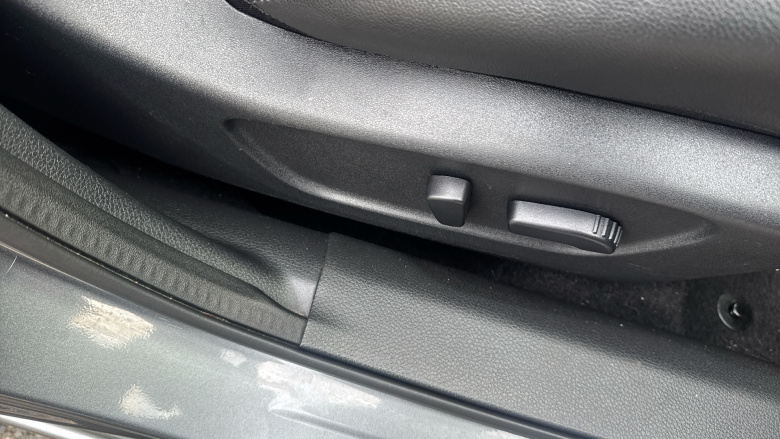 Nissan Qashqai 1.5 dCi Tekna 5dr Diesel Hatchback